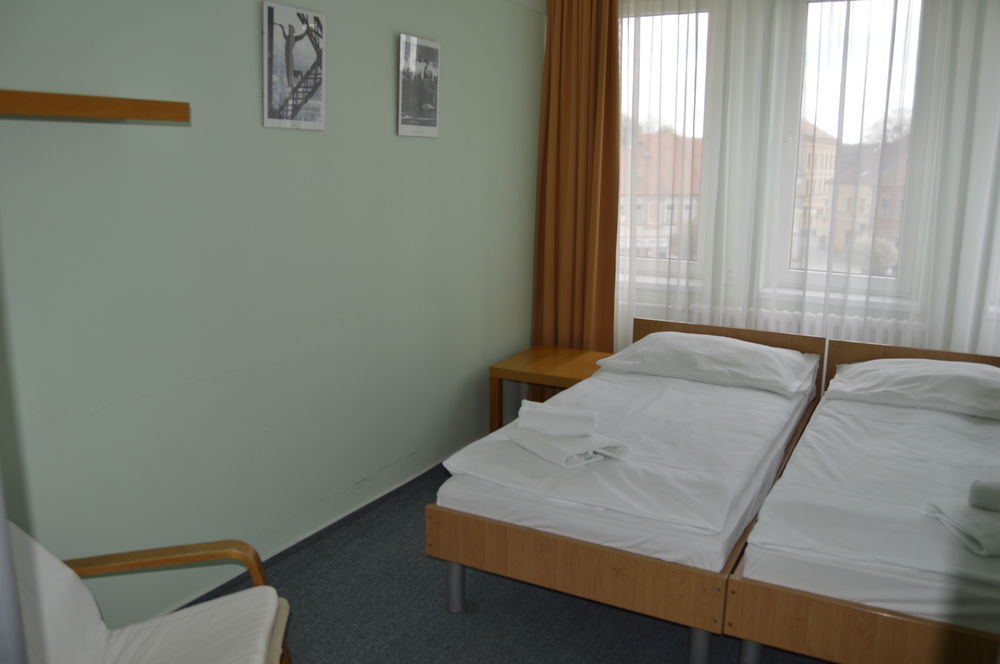 Lh Hotel Medinek Old Town Kutná Hora Esterno foto
